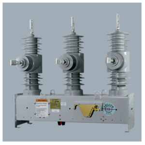 NOVA three-phase recloser